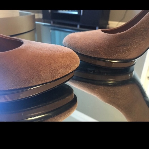 Suede pumps - Picture 3 of 4
